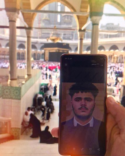 8D6922AA-5E19-4D26-B4F1-8B1B4AA2DA0B